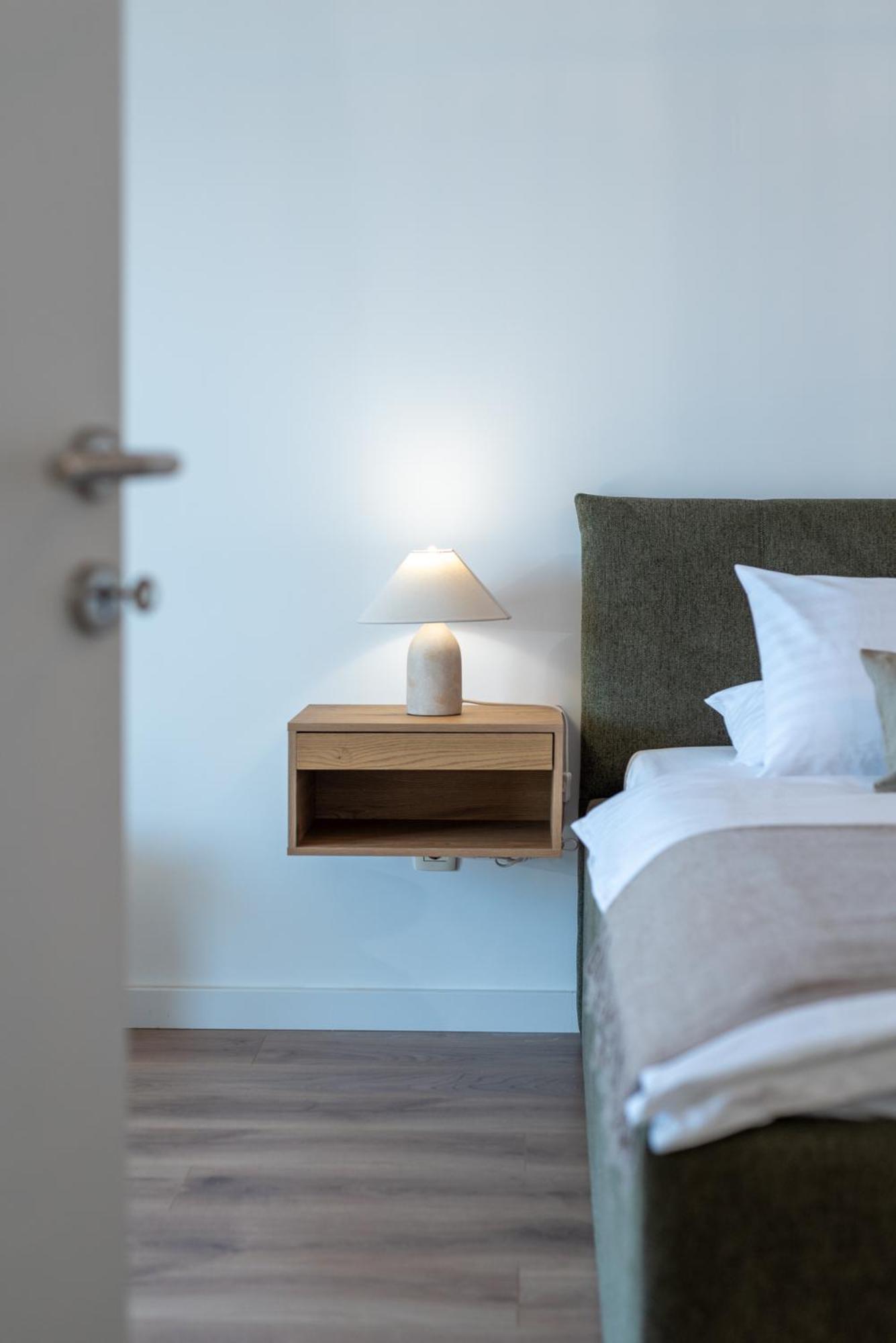 Sea View Apartment Karmen Jesenice  Ngoại thất bức ảnh