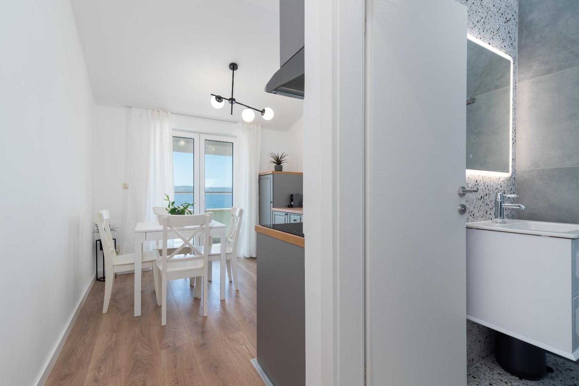 Sea View Apartment Karmen Jesenice  Ngoại thất bức ảnh
